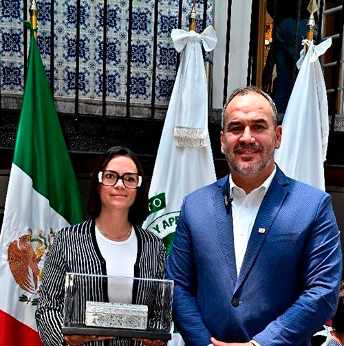 Sello TIF, Principal Pilar y Símbolo de Calidad, Higiene e Inocuidad Fernanda Ruiz Velasco representante gobierno Q Roo Alonso Fernandez