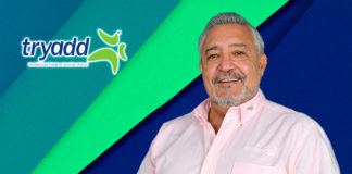 Reconocimiento Socio Emérito por la AMVEC para el MVZ Rubén Bustos