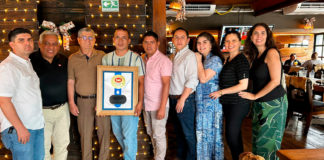 Cobb reconoce a Avícola Warnes de Bolivia