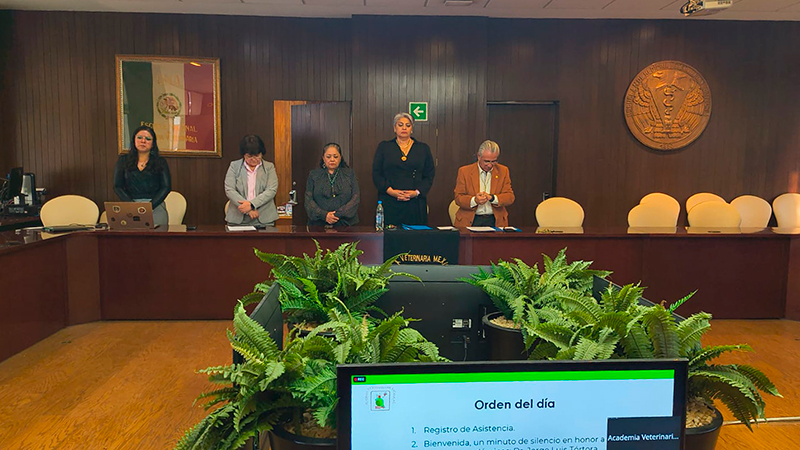 Toma de Protesta de la Dra. Laura Arvizu Tovar como presidenta de la AVM Dra Laura Arvizu Tovar presidenta AMV 1
