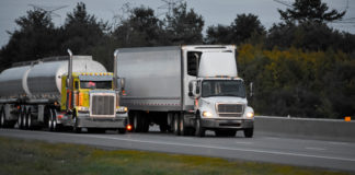 Industrias y autoridades coordinan acciones para disminuir robo de carga en carreteras