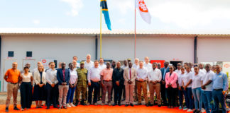 Cobb África Oriental abre oficialmente Nueva instalación para abuelos en Tanzania